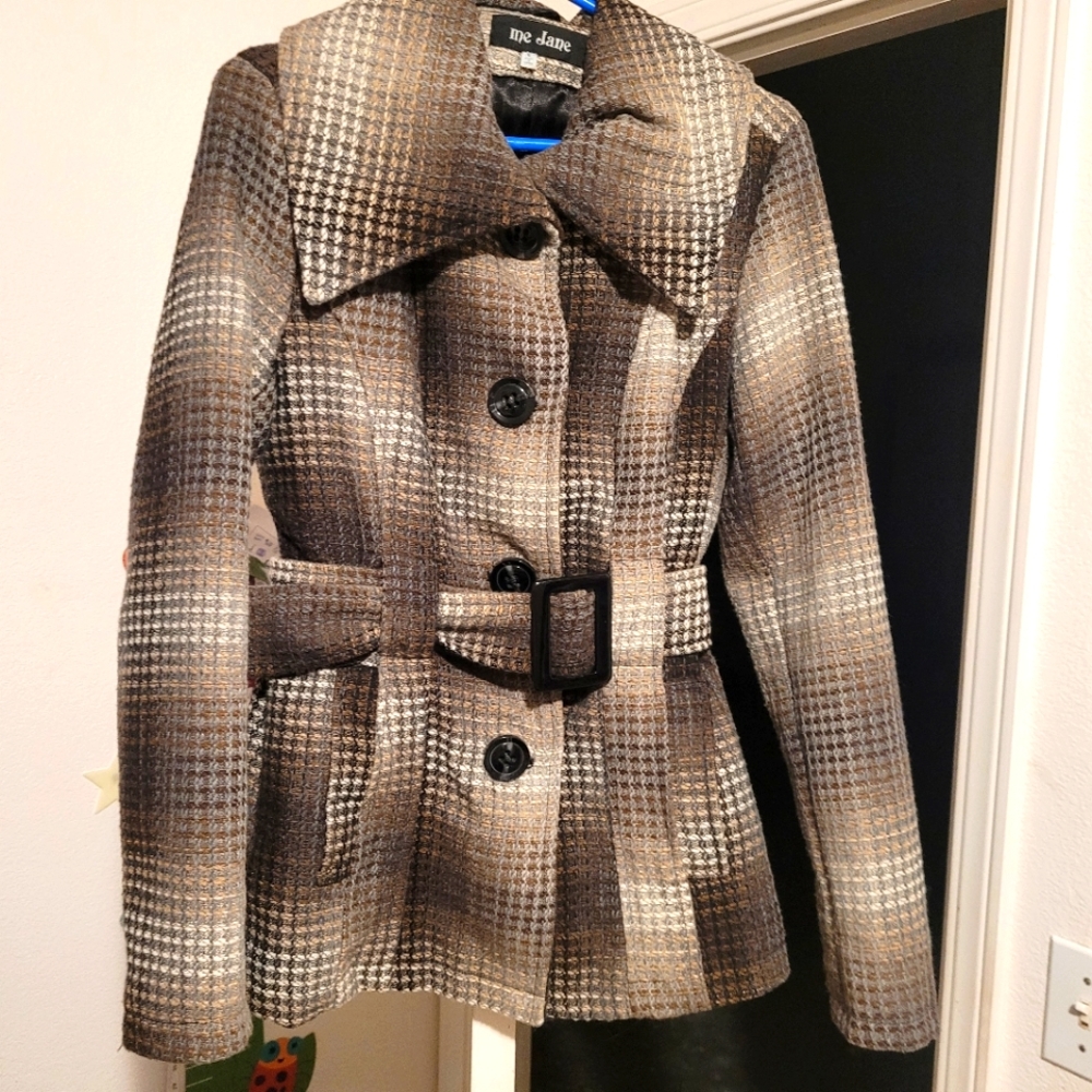 Nice coat with belt square pattern tan, brown, black & gray. Looks dressy casual